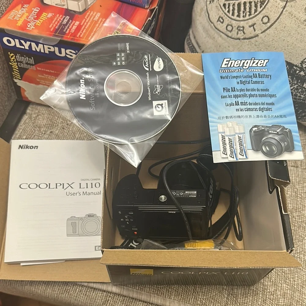 🌸 NWT Nikon COOLPIX L110 Camera Box